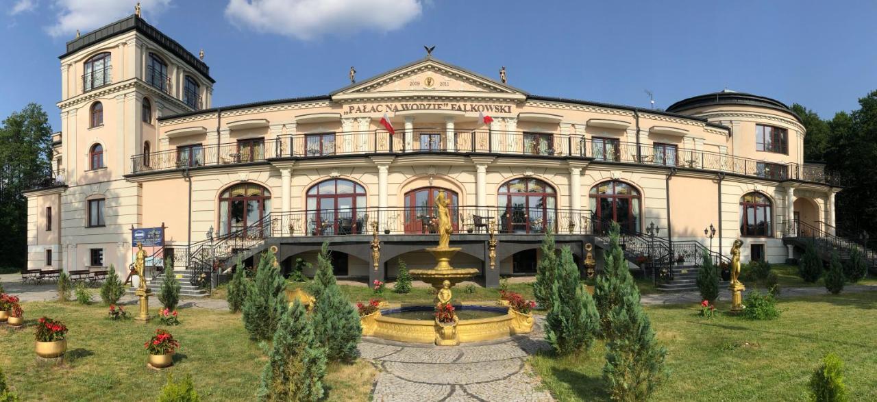 Uzdrowisko Sanatorium Augustow Palac Na Wodzie Falkowski Екстериор снимка